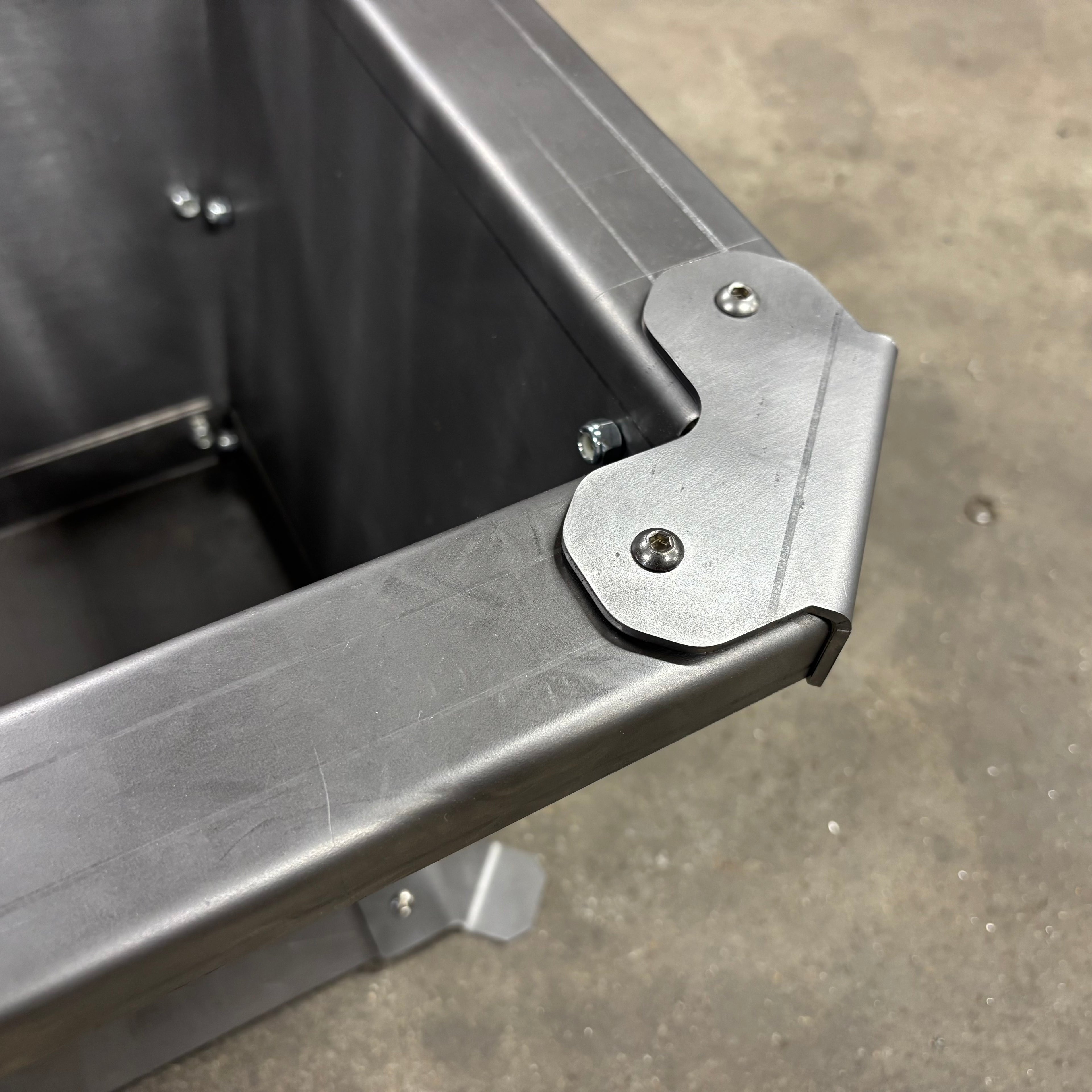 Deluxe Heavy Duty Planter